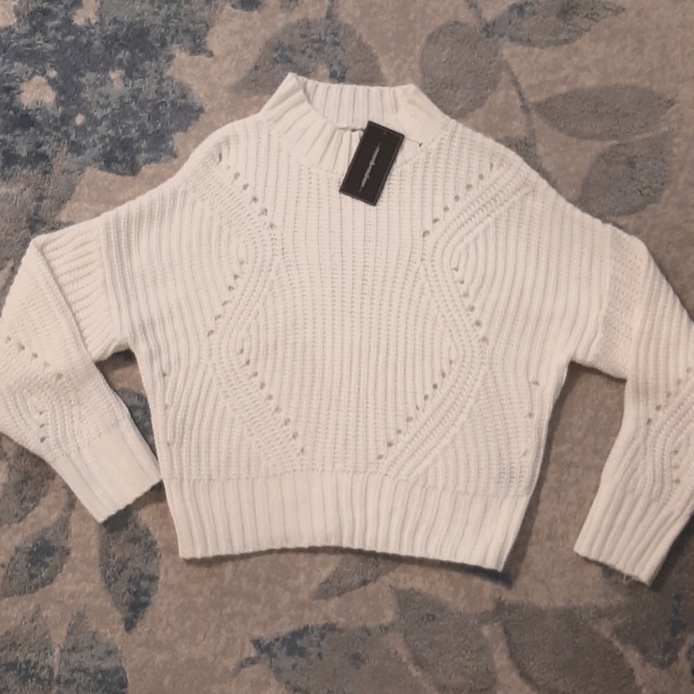 Moon and Madison Sweater, size XS , White, NWT